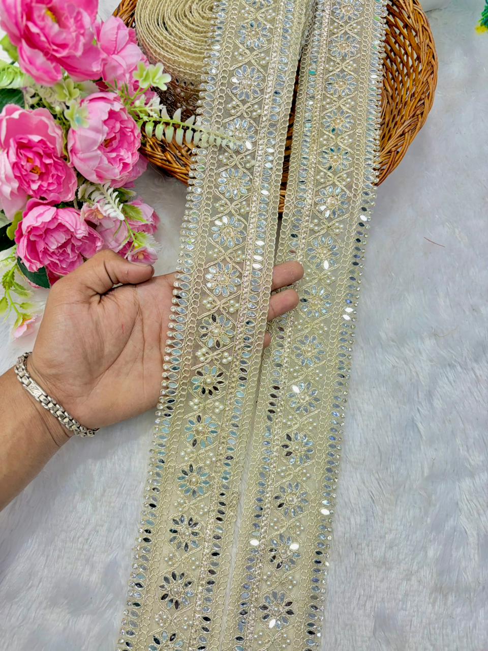 Handmade Original Mirror Work Lace Border – Pack of 9 Meter GOLD