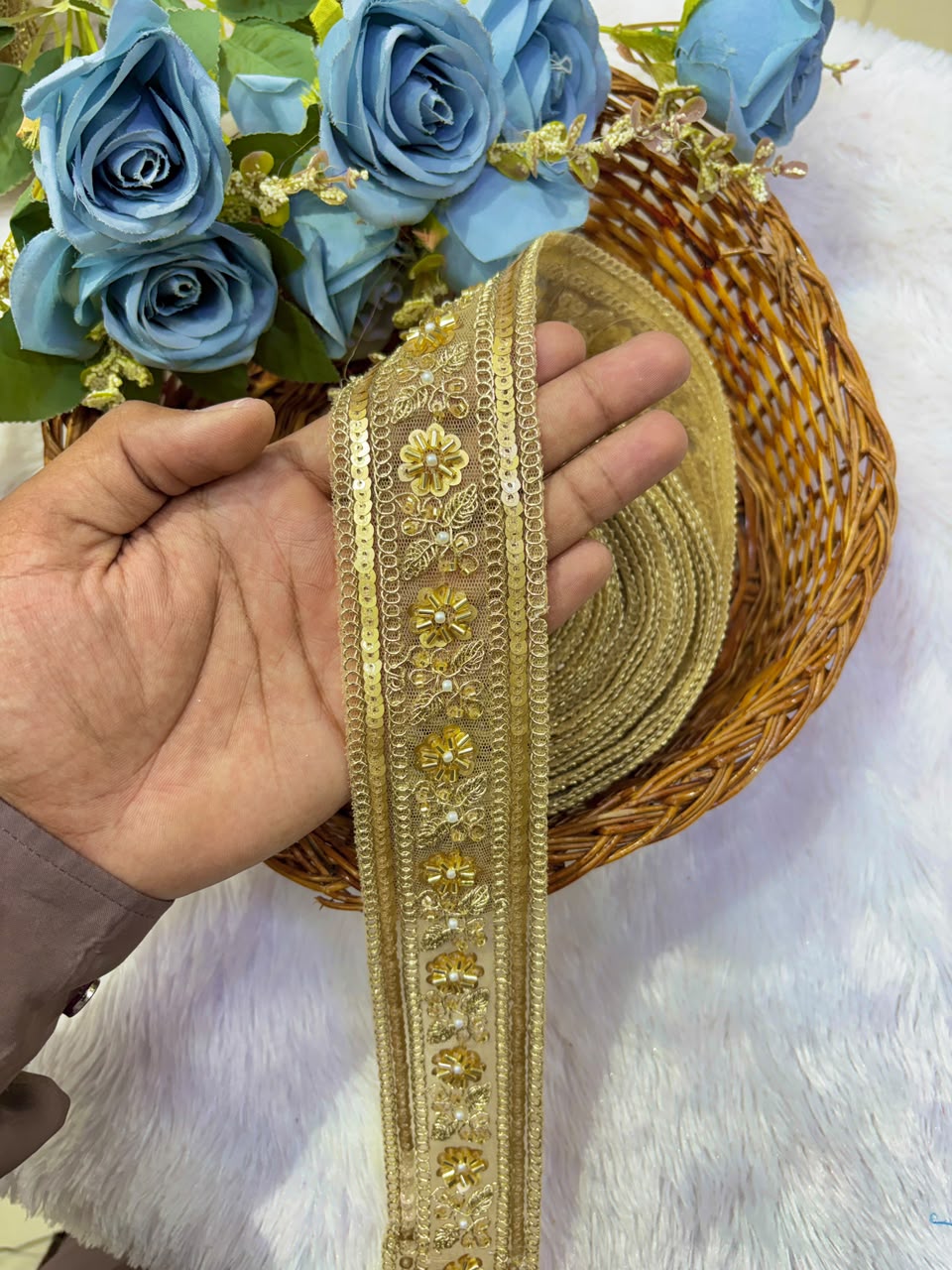 ✨ Premium Golden hand made  Embroidered Zari Lace – Elegant Decorative Border pack of 9 meter golden